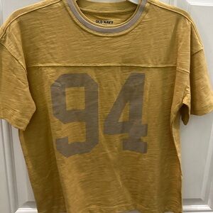 Old navy size small 6-7 shirt new with tag